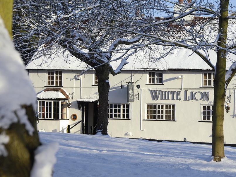 فندق The White Lion تنتردن المظهر الخارجي الصورة